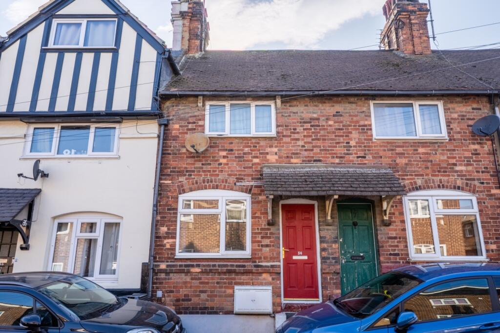 Main image of property: Taunton Road, Northfleet, Gravesend, Kent, DA11 9BY
