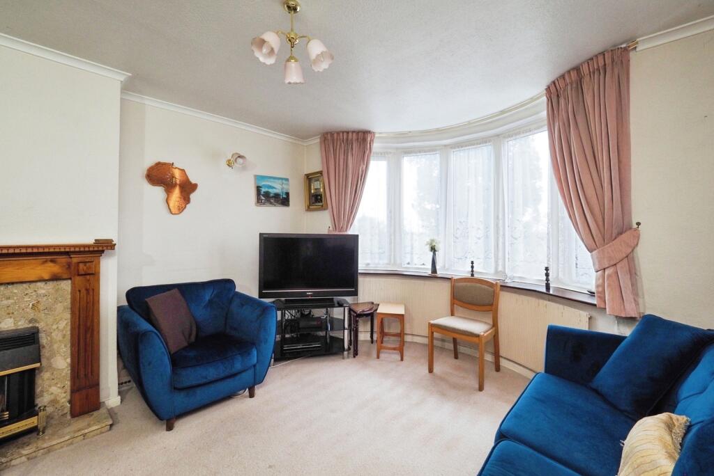 House in Broxtowe, Nottinghamshire - View 3