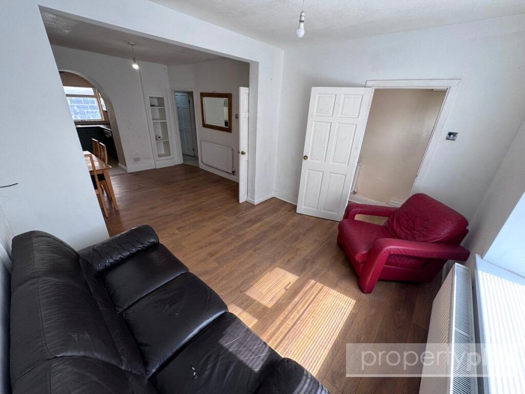 House in Cardiff - More