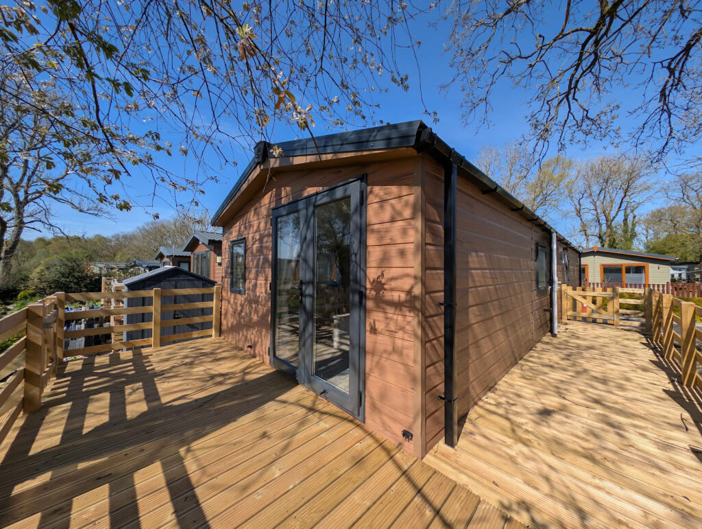2-bed caravan on Hall more Holiday Park, Hale, Milnthorpe LA7 7BP, £89,995
