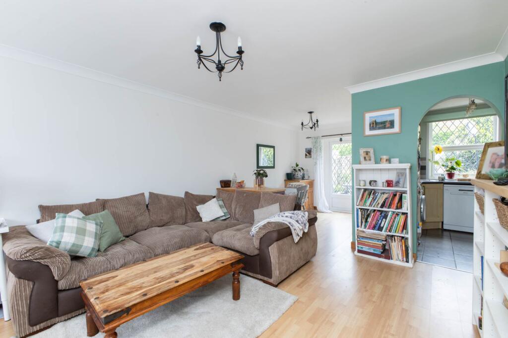House in Horsham, West Sussex - View 3