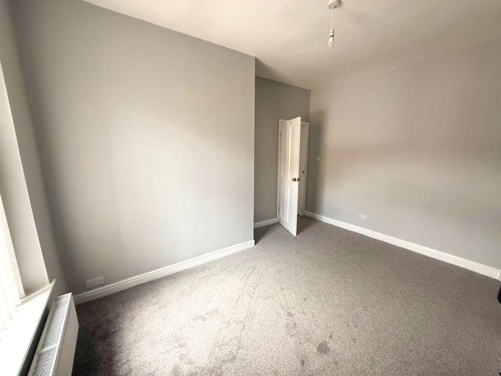 Aire View, Silsden, - View 4