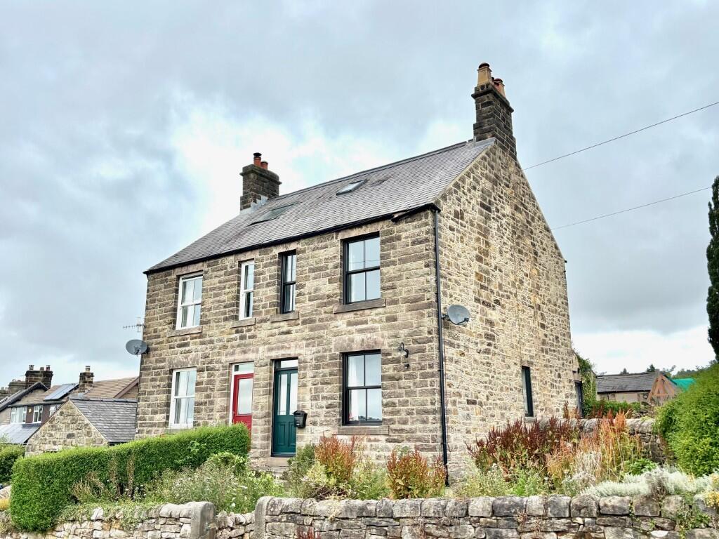 3-bed semi-detached on Greenaway Lane, Matlock, Derbyshire, DE4, £415,000
