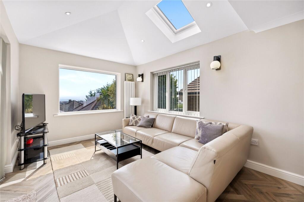 House in Hove, West Blatchington - View 3