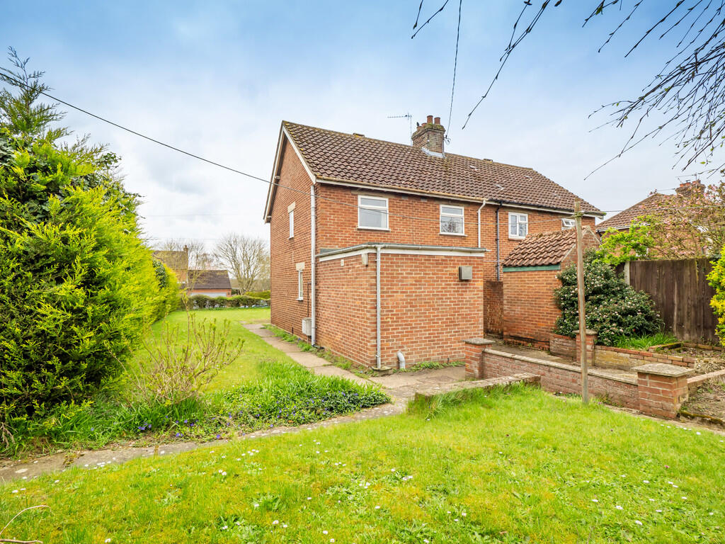 Main image of property: Fakenham