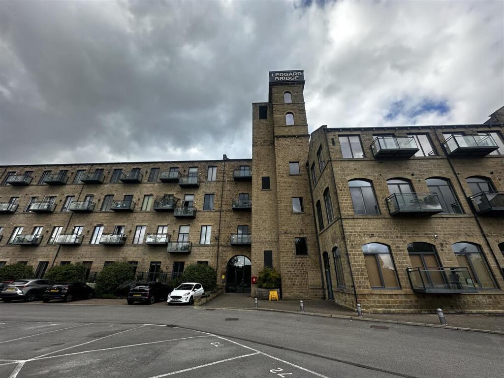 Main image of property: Ledgard Wharf, Mirfield, WF14 8NZ