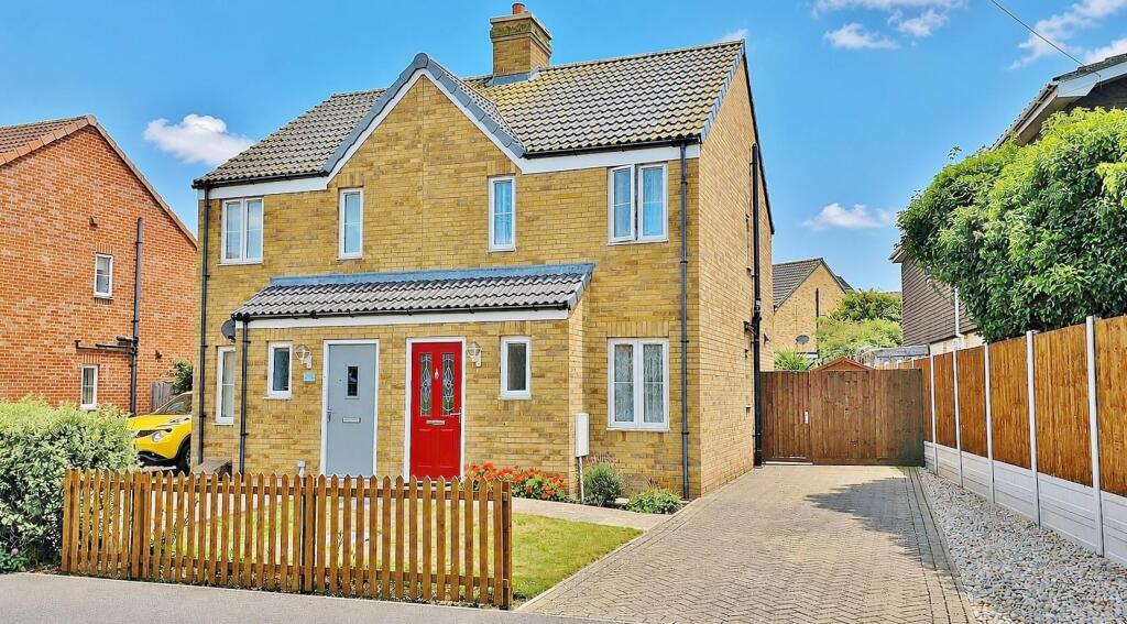 Main image of property: Wittonwood Road, Frinton-on-Sea, Essex