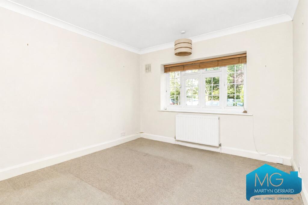 Apartment in London, Finchley - View 5