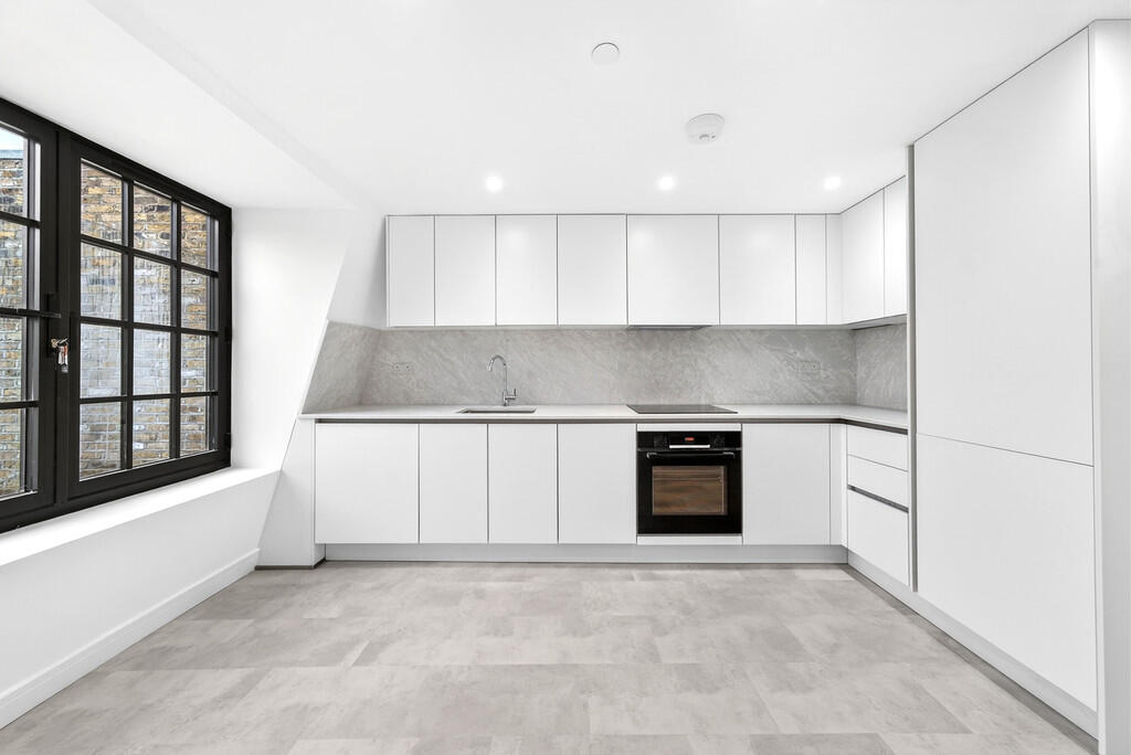 Main image of property: Fieldgate Street