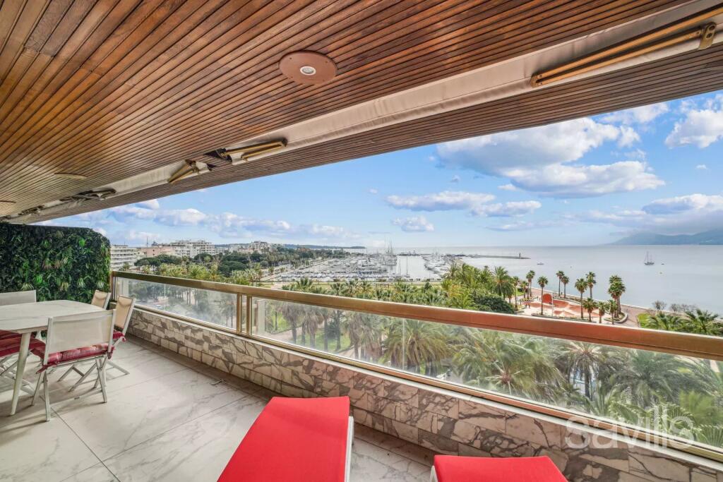 Main image of property: Provence-Alps-Cote d`Azur, Alpes-Maritimes, Cannes
