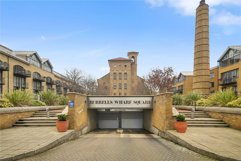 Main image of property: Burrells Wharf, Isle Of Dogs, London, E14