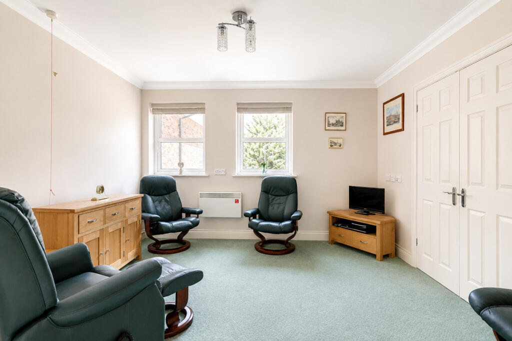 Apartment in Romford, Chadwell Heath - View 4