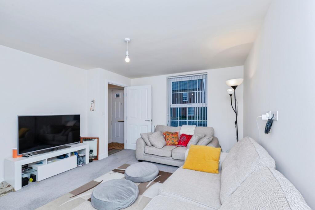 Inver Road, Leicester, LE19 photo 3