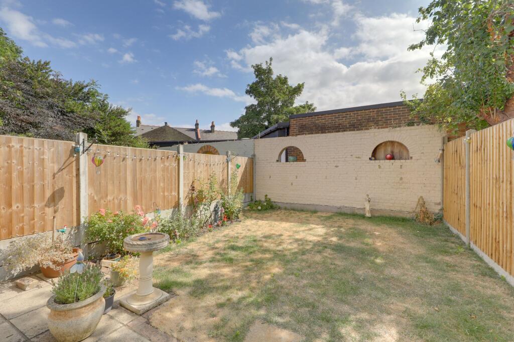 House in London - View 4