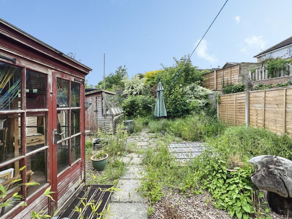 House in Kirklees, Oakwell - More