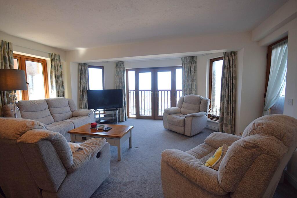 Apartment in Exeter - View 5