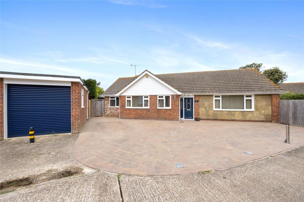 Sea Place, Goring-by-Sea, Worthing, West Sussex, BN12