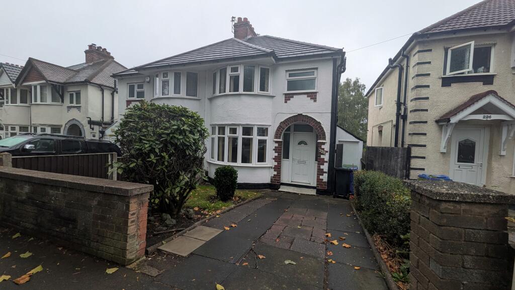 Main image of property: Stourbridge Road, Dudley , DY1 2EL