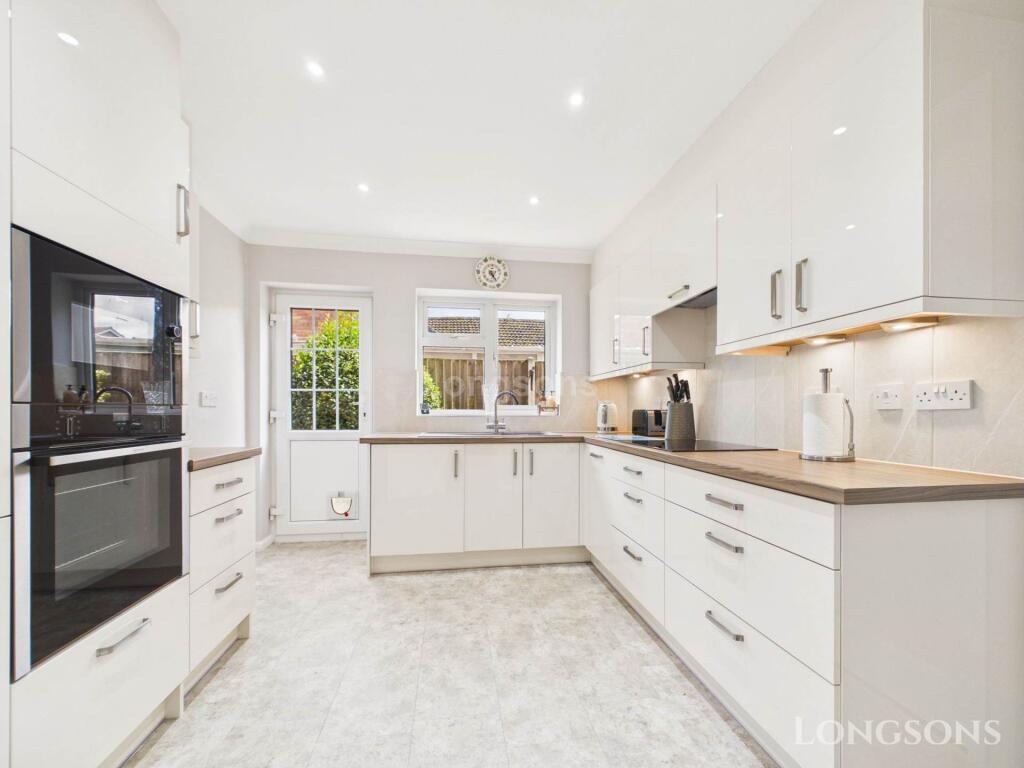 House in Ipswich - View 4