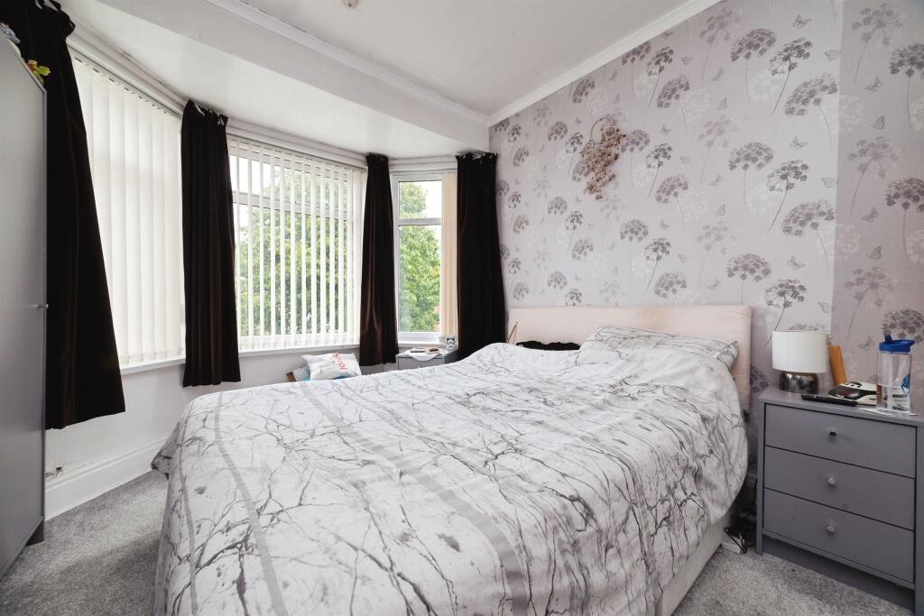 House in Hull - View 3