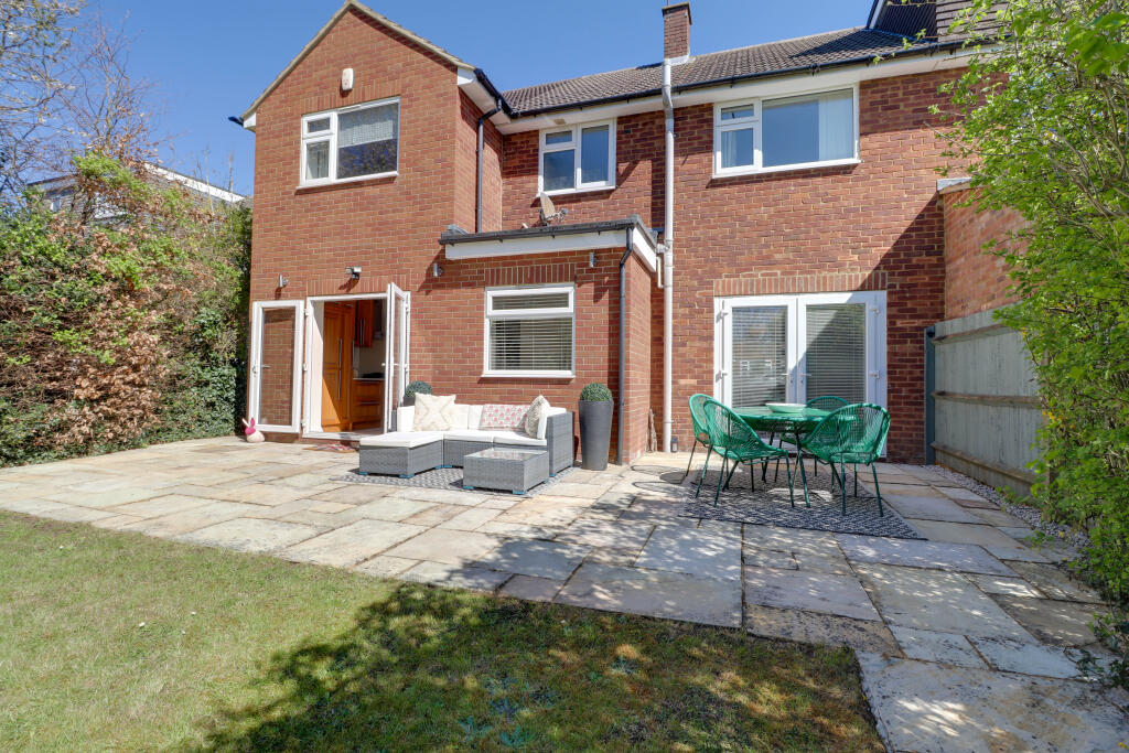 Additional image 25 of Rowlatt Drive, St. Albans, Hertfordshire, AL3