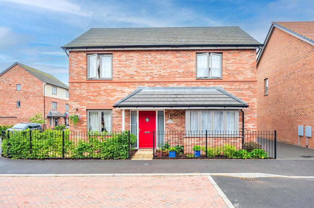 5-bed detached on Florence Grove, Market Harborough, £600,000
