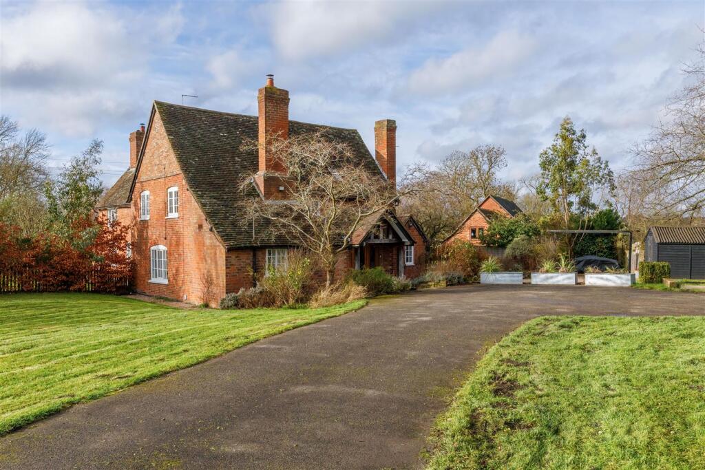 Main image of property: Mousley End, Hatton, Warwick