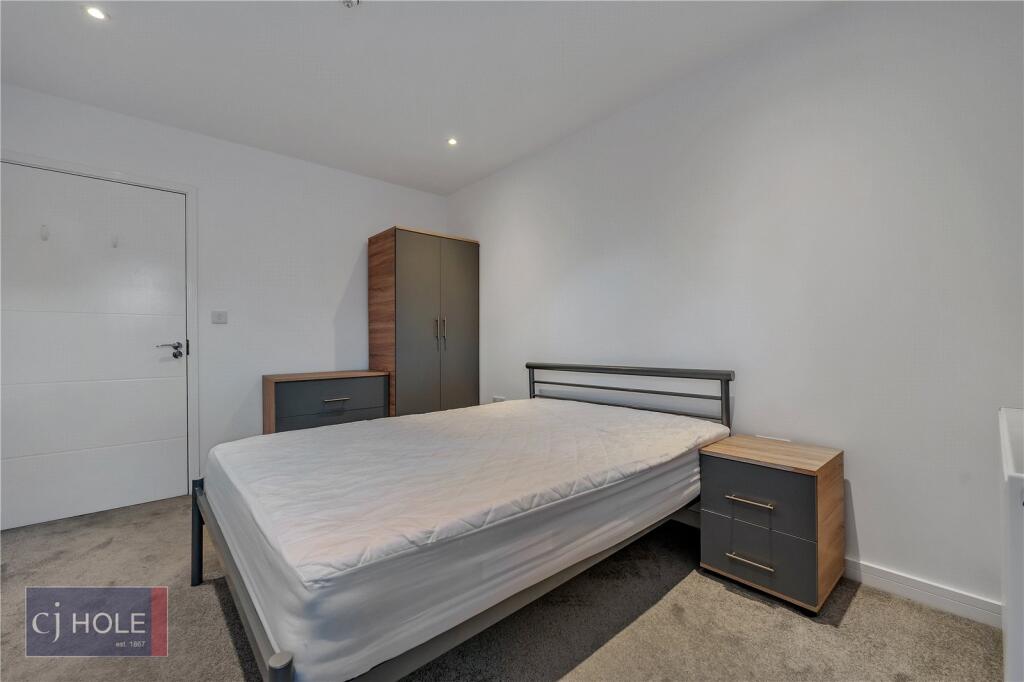 6 bedroom apartment for rent