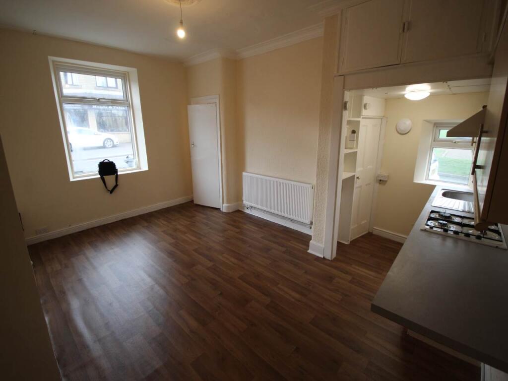 Additional image 4 of Bradford Road, Cleckheaton, West Yorkshire