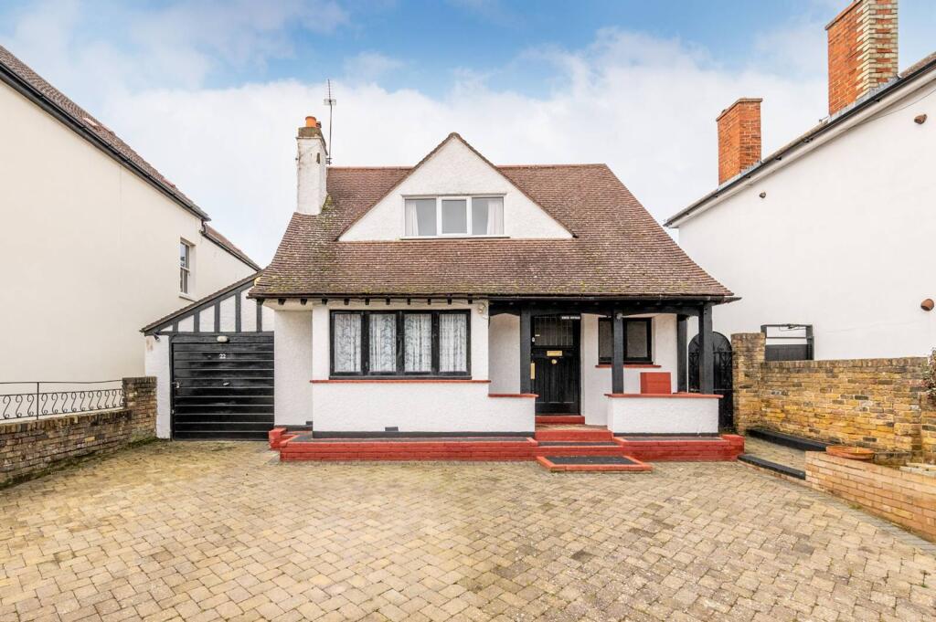 Main image of property: Montem Road, New Malden, KT3