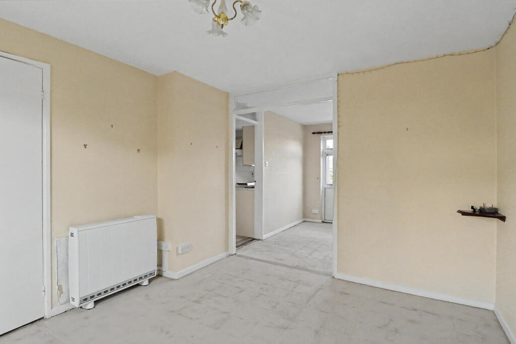 House in Taunton - View 4