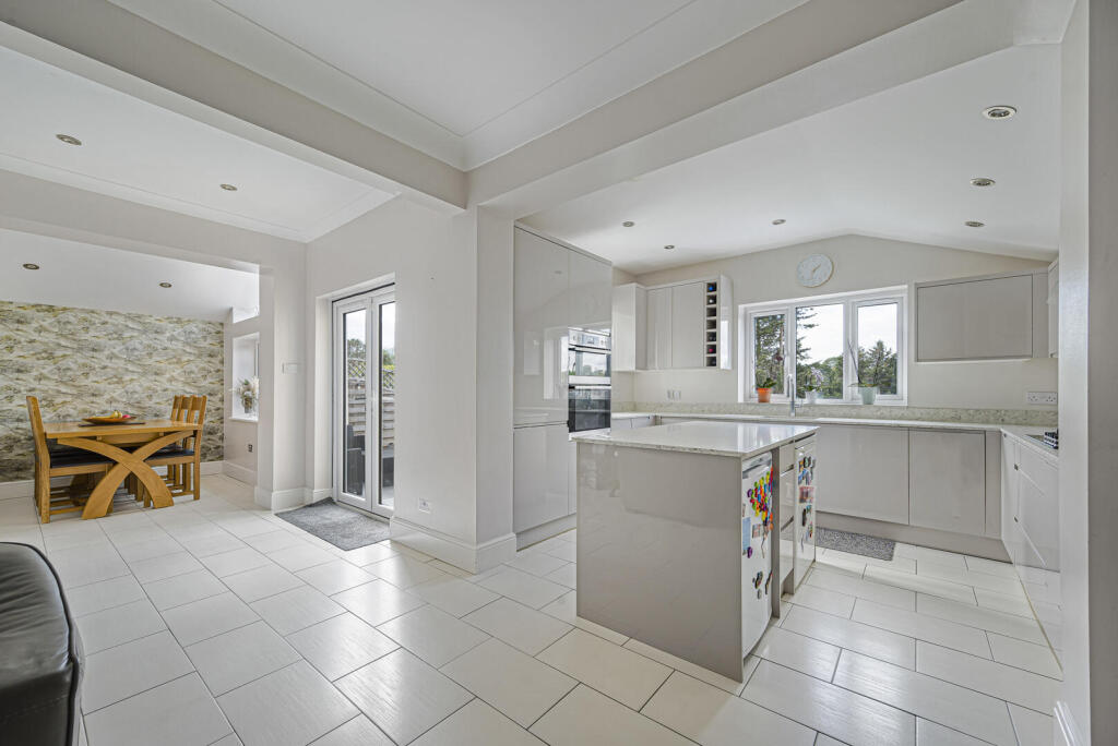 Ashgrove Road, Bromley, Kent photo 3
