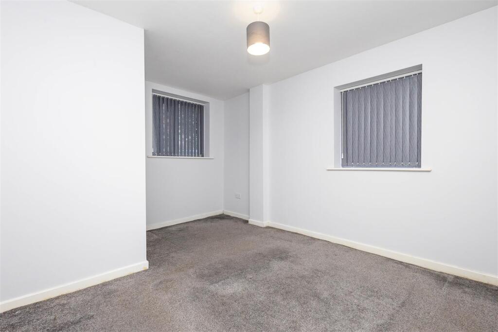 Apartment in Preston, Cuerden Green, Lostock Hall - View 4