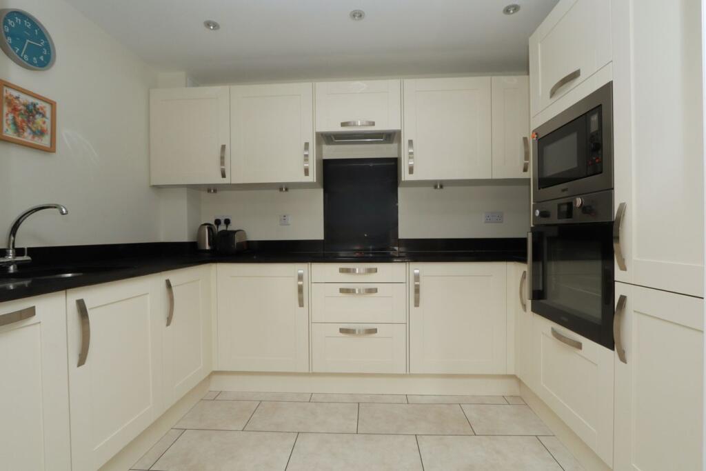 Apartment in Stockport - More