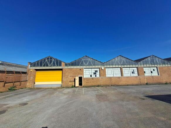 Gladstone Road External (2).jpg