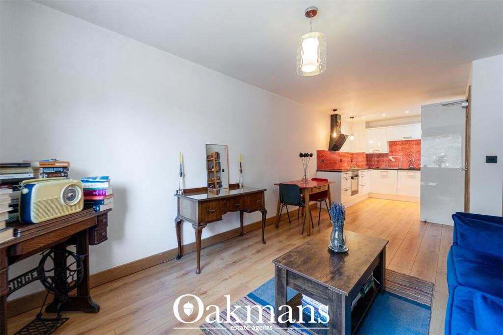 Apartment in Birmingham - More