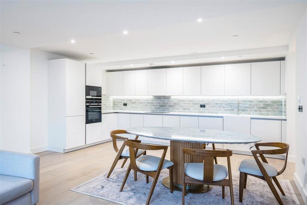 Apartment in London - View 4