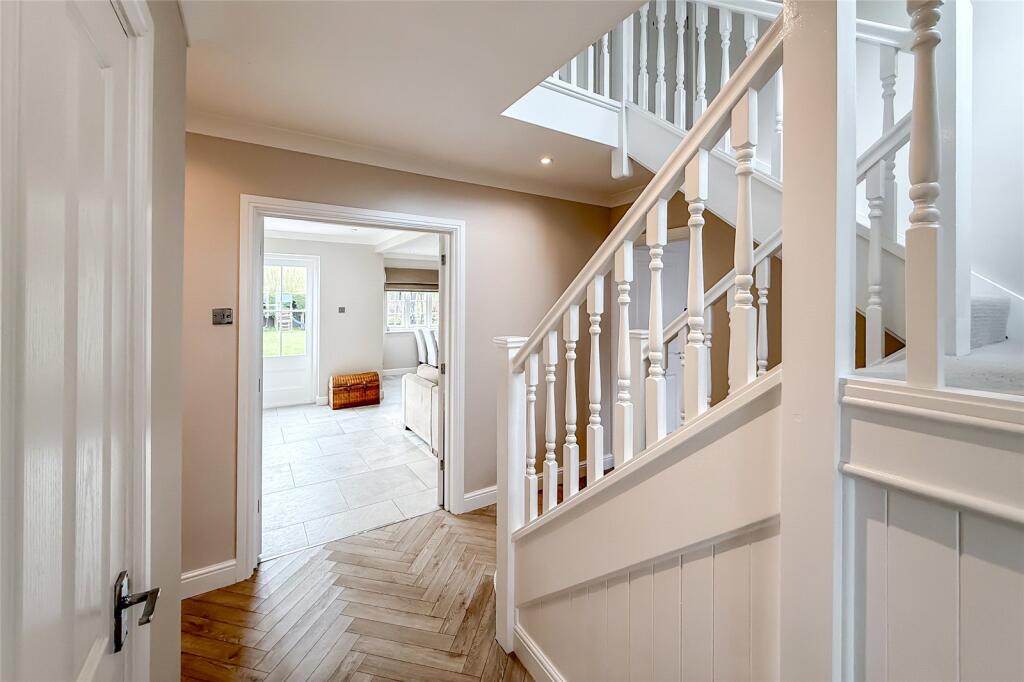Additional image 19 of Lower Luton Road, Wheathampstead, Hertfordshire, AL4