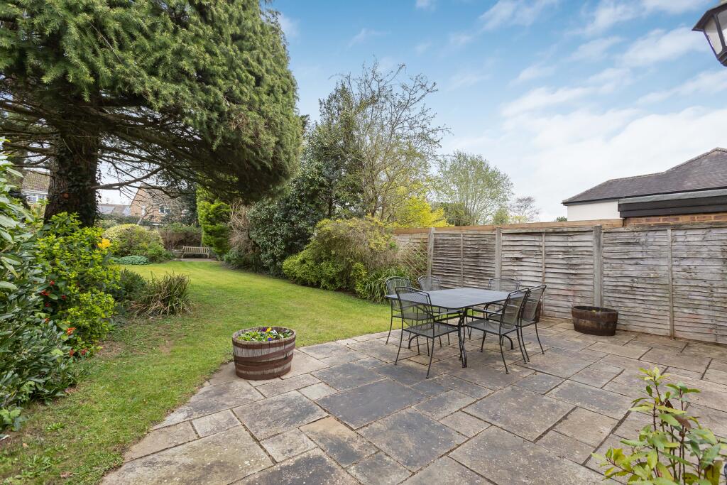 Additional image 4 of Highfield Avenue, Harpenden, AL5