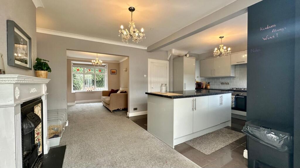 Rugby Road, Binley Woods, Coventry, CV3 2BD photo 4