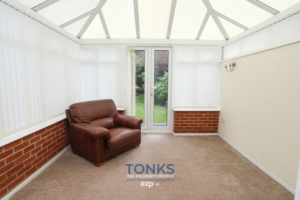 House in Dudley, West Midlands - More