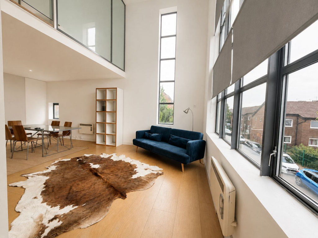 Apartment in Northampton, Semilong - View 4