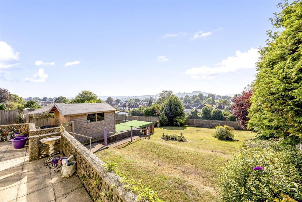House in Brighton, Patcham, Hollingbury - View 2