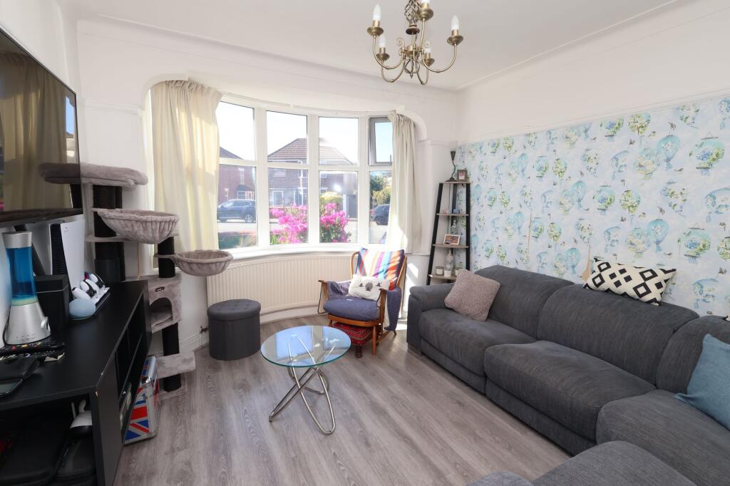 House in Trafford, Gorse Hill - View 4