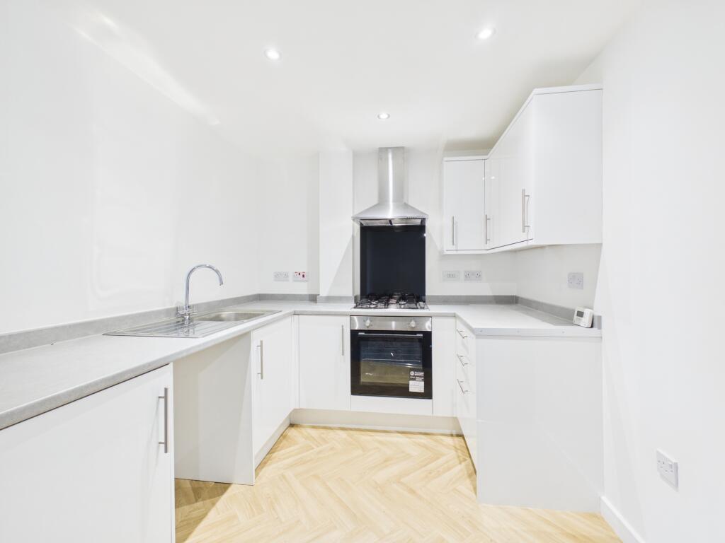 Apartment in Warrington - More