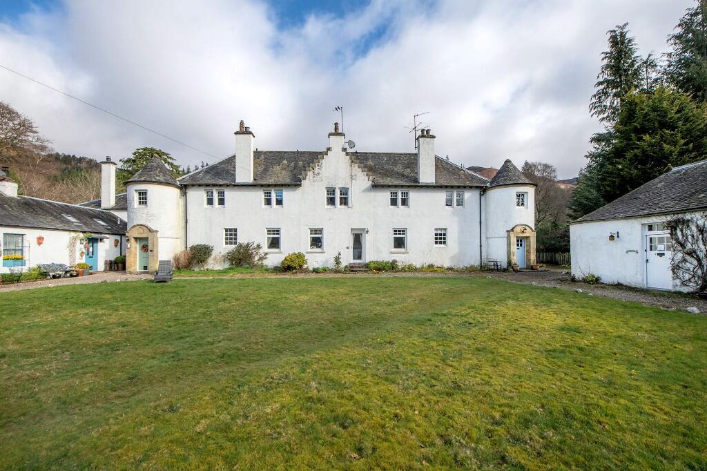 Main image of property: 7 The Square, East Turret, Dunira, PH6