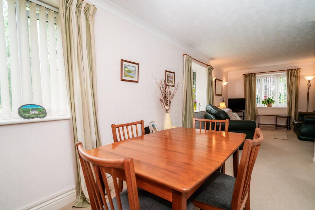 Black Moss Lane, Hillside Court Black Moss Lane, L39 photo 3
