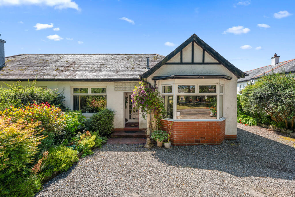 Main image of property: 4 Craigton Gardens, Milngavie, G62 7AS