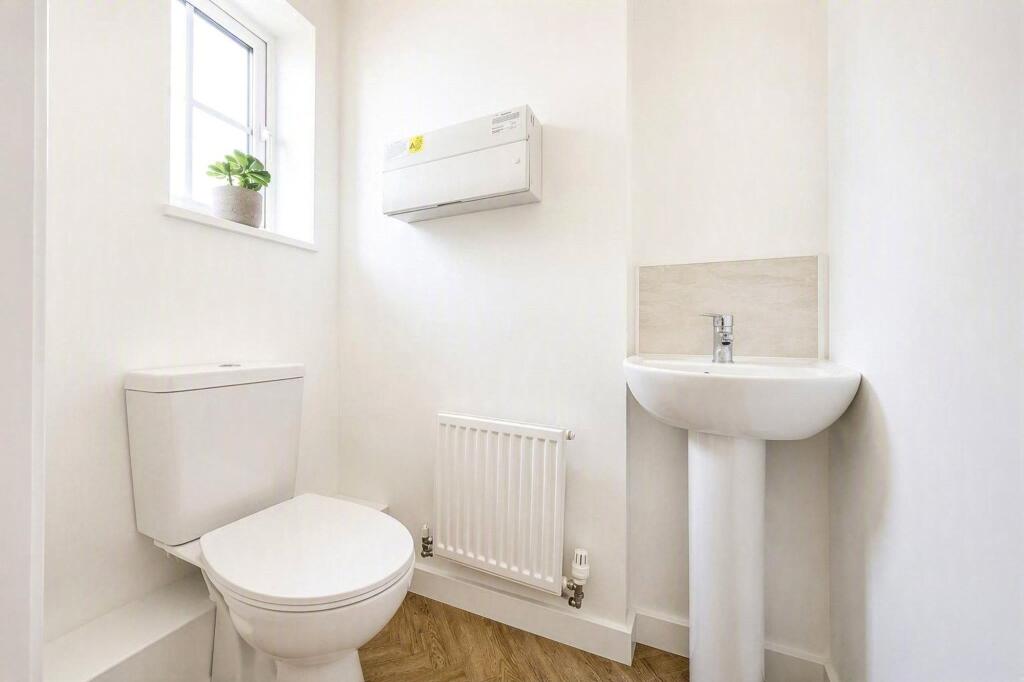 House in Stockton-on-Tees - More
