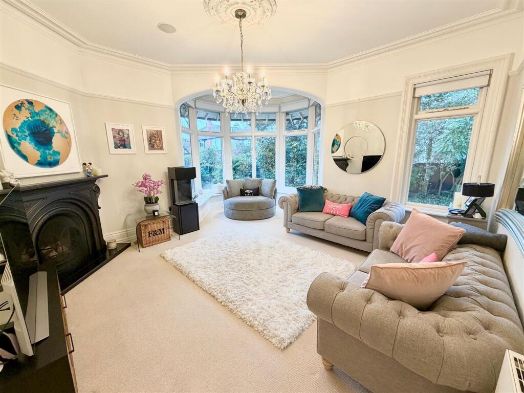 Park Road, Hale, Altrincham photo 3